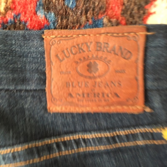 Lucky 🍀 Brand Sweet Straight Jeans - Picture 9 of 14